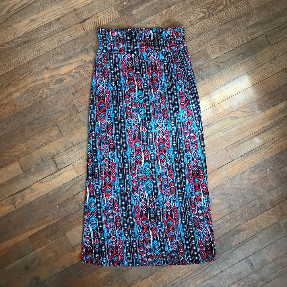 Tribal print maxi skirt